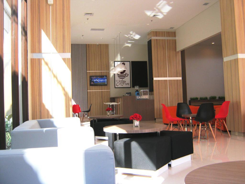 Cordela Hotel Cirebon Kültér fotó